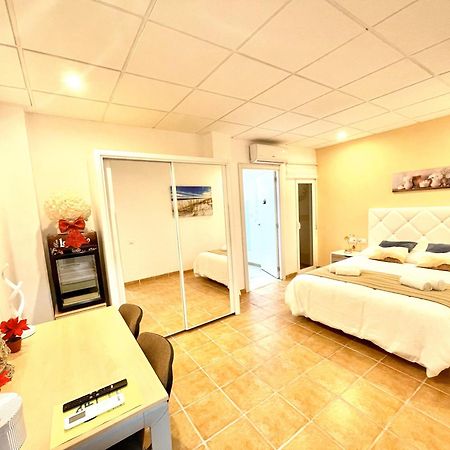 Lovely Apartment Near Beach & Science City Валенсия Екстериор снимка