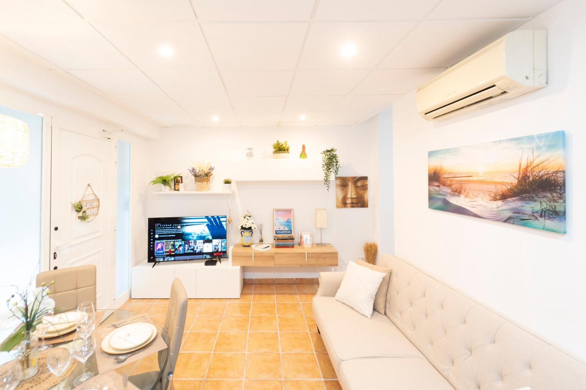 Lovely Apartment Near Beach & Science City Валенсия Екстериор снимка