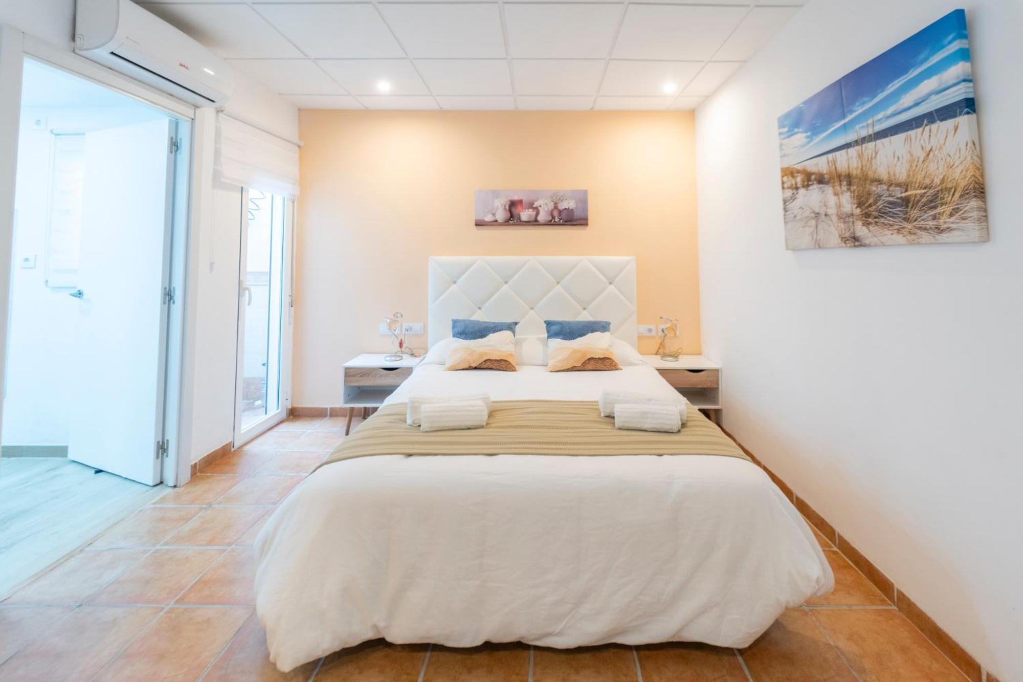 Lovely Apartment Near Beach & Science City Валенсия Екстериор снимка