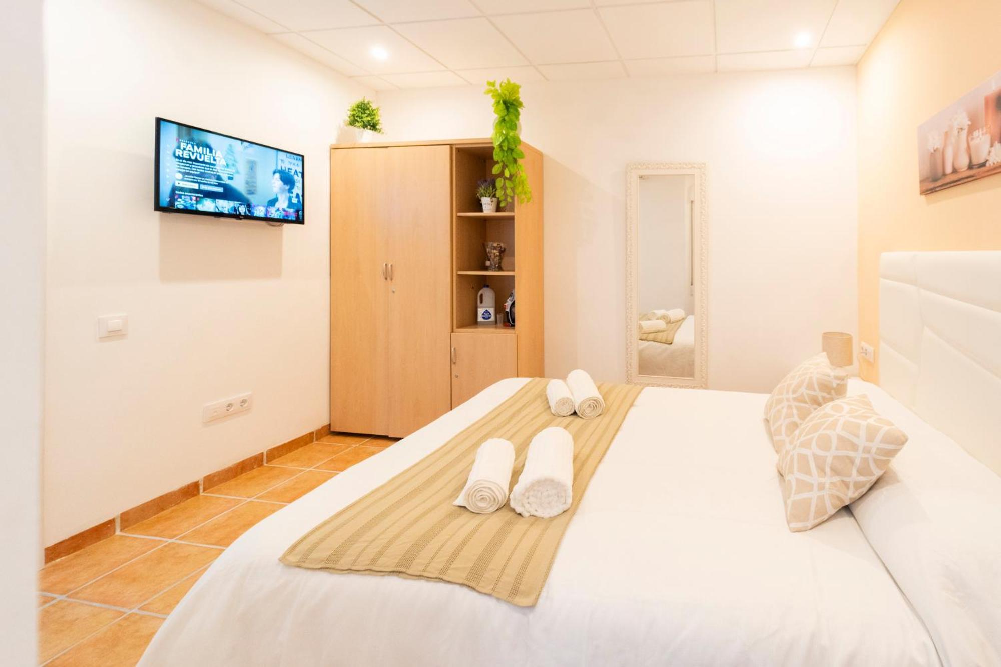 Lovely Apartment Near Beach & Science City Валенсия Екстериор снимка